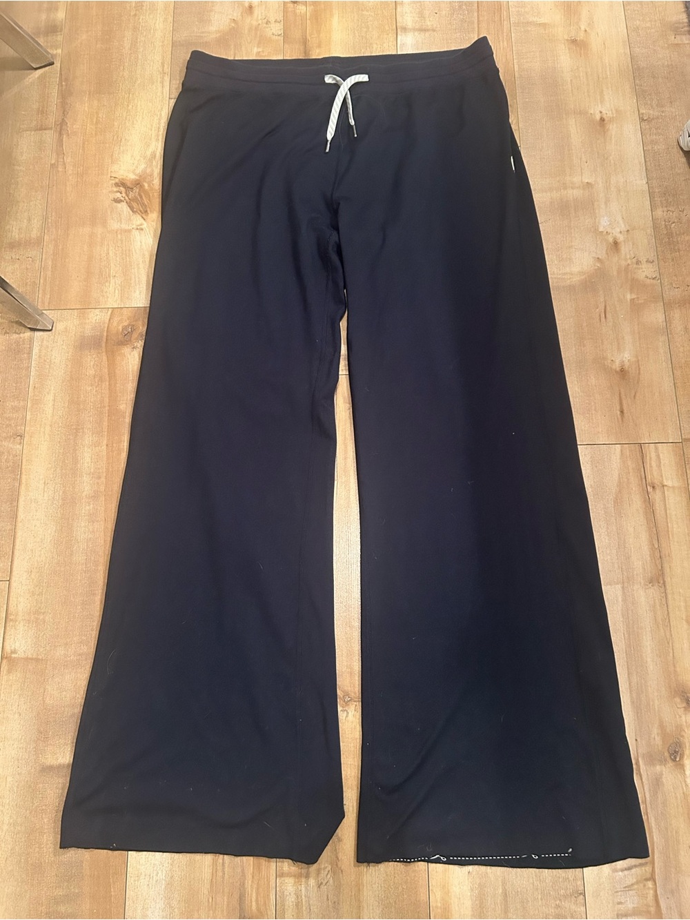 Vuori Halo Essential Wideleg Pant - Dark Navy - Size XL